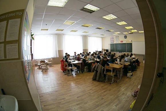 В Краснодаре школьники на уроке музыки исполнили блатную песню «Владимирский централ» - «Экономика»