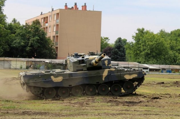 «Им наплевать». У НАТО закончились украинцы для экипажей «Леопардов» - «Спецоперация»