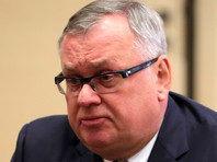 Глава ВТБ назвал утопией полный отказ России от доллара - «Новости дня»