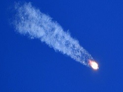 Во время старта ракеты "Союз" к МКС произошла авария, экипаж жив - «Культура»