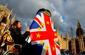 Британия готовится к разрушению политической системы накануне «дня Б» - «Новости Дня»