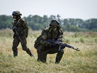 Forum 24 (Чехия): Путин пригрозил Америке гонкой вооружений, но у российской армии еще осталась проблема портянок - «Политика»