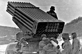 «Огонь с неба»: как СССР «успокоил» китайских агрессоров термобарическими снарядами - «Новости Дня»