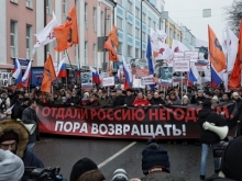 Российские либералы провели марш памяти Немцова «Герои не умирают!» - «Военное обозрение»
