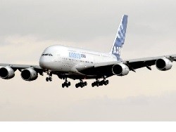 Самый большой пассажирский самолет А380 снимают с производства - «Авто новости»