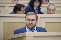 Сенатор Арашуков начал есть в СИЗО - «Технологии»