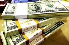 США помогли России накопить 450 миллиардов долларов - «Новости Дня»