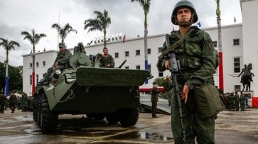 Армия Венесуэлы берет под контроль границу с Колумбией - «Новости Дня»