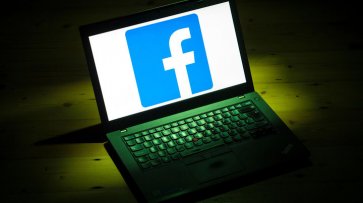 Facebook "запретил" День защитника Отечества - «Новости дня»