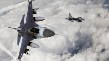 Индия и Пакистан ведут воздушные бои над Кашмиром: сбит пакистанский F-16 - «Новости Дня»