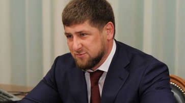 Кадыров рассказал, что передал полномочия премьеру Чечни из-за простуды - «Политика»