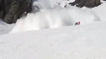 Лыжник снял на видео попытку бегства от лавины - (видео)