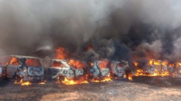 На авиашоу в Индии сгорели почти 300 авто (видео) - «Культура»