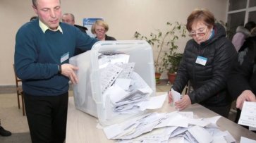 На выборах в Молдавии после обработки 90% бюллетеней лидируют социалисты - «Политика»
