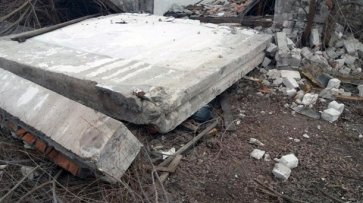 Под Днепром мужчину убило бетонной плитой - (видео)