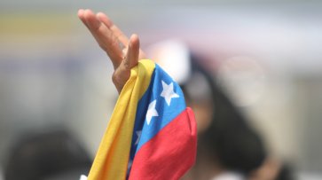 Посол Колумбии покидает Венесуэлу - «Новости дня»