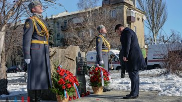 Пушилин почтил в Дебальцево память воинов ДНР и ЛНР, погибших при освобождении города от ВСУ (ФОТО)