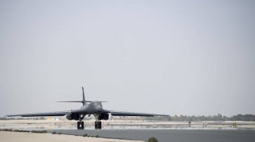 Стратегические бомбардировщики США притворились Ту-160 на маневрах - «Военные действия»
