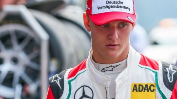 Сын Михаэля Шумахера Мик может дебютировать на тестах "Формулы-1" - «Новости дня»