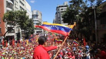 Трампу на зависть: «диктатор» Мадуро утром без охраны проехал по Каракасу и снял видео ролик - «Военное обозрение»