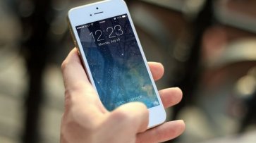 У «Эппл Рус» отсудили почти полмиллиона рублей из-за неисправных iPhone - «Политика»