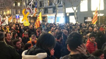 В Каталонии проходит масштабная акция протеста - (видео)