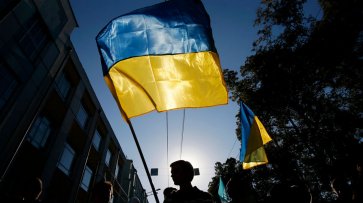 В Киеве проходит марш за импичмент Порошенко - «Новости Дня»