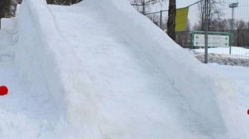 В Ярославле создадут 10 ледяных гор