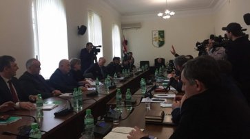 В Абхазии в первом чтении принят закон о декларировании доходов чиновниками - «Новости Дня»