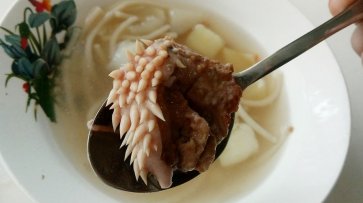 Юргамышских школьников накормили супом с «ежиком» - «Новости Дня»