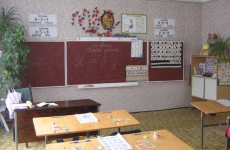 В Венгерово прокурор потребовал от администраций школ оборудовать медицинские кабинеты