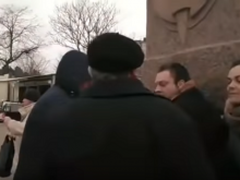 Жители одного из одесских сёл отстояли памятник чекистам от бандеровца с кувалдой - «Военное обозрение»
