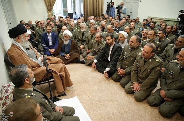 Аятолла Хаменеи похвалил армию и КСИР Ирана за сплочённость - «Новости Дня»