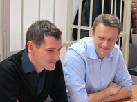 Братьев Навальных вызвали во французский суд по их иску к "Ив Роше" - «Технологии»