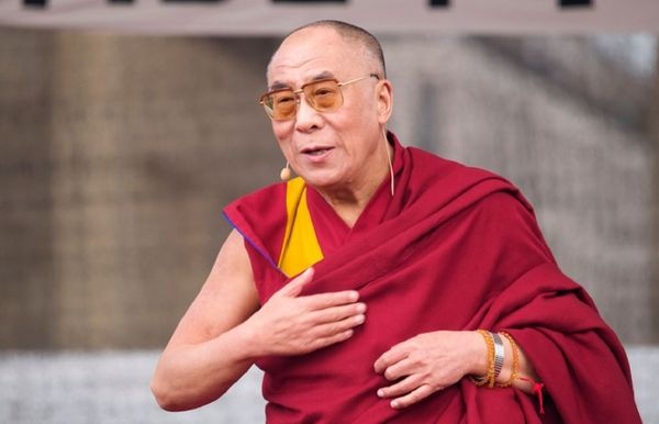 Далай-лама попал в больницу с легочной инфекцией - «Новости Дня»