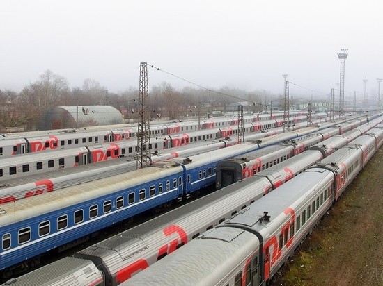 Дополнительные поезда Дно - Псков и обратно запускают в Псковской области