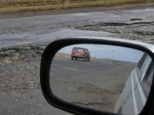 Эксперты ОНФ в шоке от крымских дорог: асфальт расползся за считанные месяцы - «Военное обозрение»