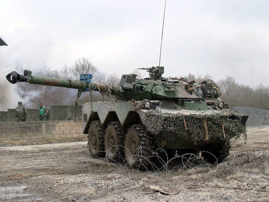 Франция отправит танки к российским границам