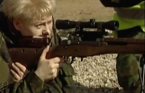 Литва получила в подарок от США винтовки 50-х годов - «Новости Дня»