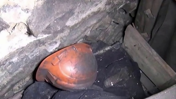 ЛНР: Спасатели извлекли из взорвавшейся шахты 13 тел погибших горняков - «Новости Дня»