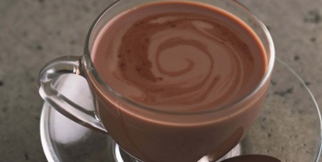 Медики рассказали, при каких болезнях полезно пить какао - «Мир»