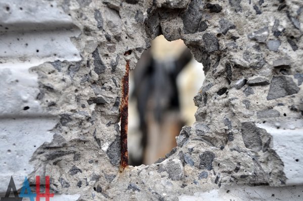 ? Жилой дом поврежден в Донецке в результате обстрела со стороны ВСУ – Якубов