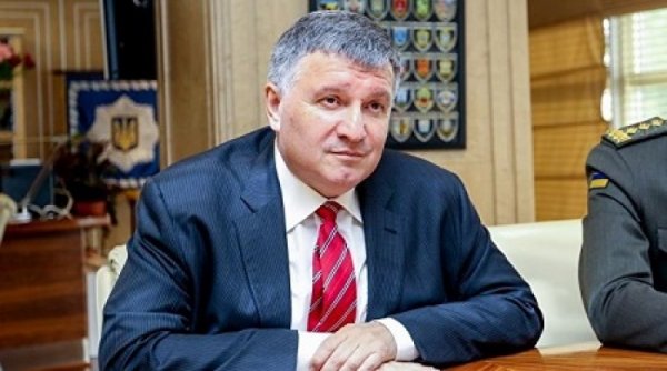 Аваков в предкушении премьерства предупредил Зеленского и Порошенко о «красной черте» - «Военное обозрение»