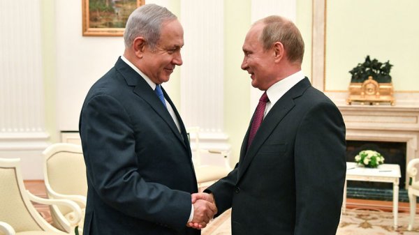 Bloomberg рассказал о «подарке» Путина Нетаньяху - «Политика»
