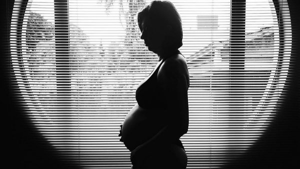 Британка узнала о беременности за 45 минут до родов - «Новости Дня»