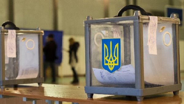 ЦИК Украины: К 15 часам проголосовала почти половина избирателей - «Новости Дня»