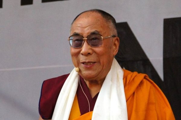 Далай-лама пробудет в больнице в Дели три дня - «Политика»