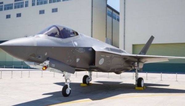 F-35 устал и упал в море. Перевод материала CNN - «Технологии»