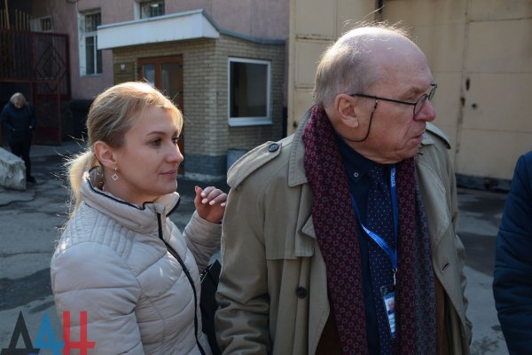 Фриш и Морозова в Донецке встретились с семьями пленных и пропавших без вести