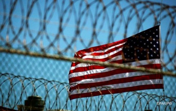 Главу тюрьмы Гуантанамо уволили